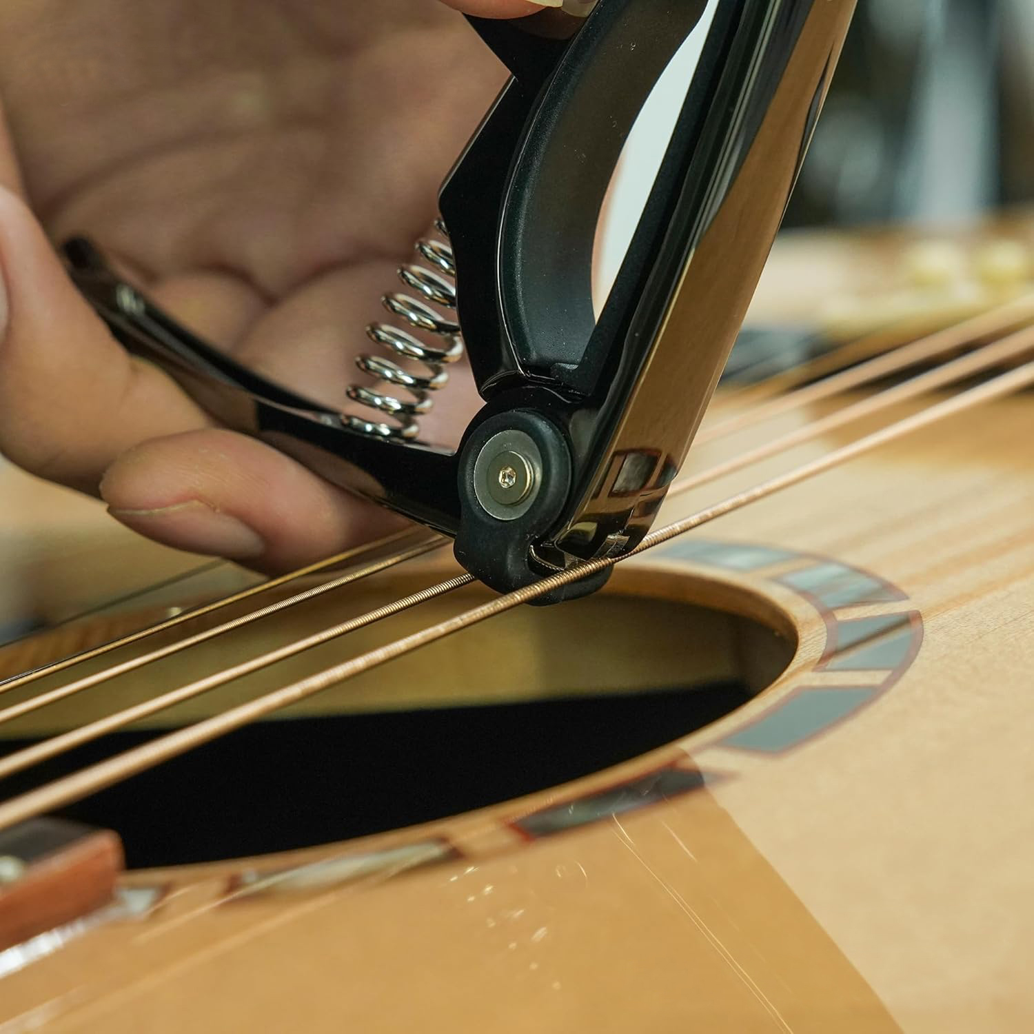 4-in-1 ギターカポ 6 弦アコースティックギターおよび - Musical Instruments Easy のレビューと価格
